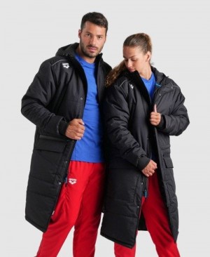 Pánské Bundy Arena Team Parka Solid Viacfarebný | 9678-RCXVM